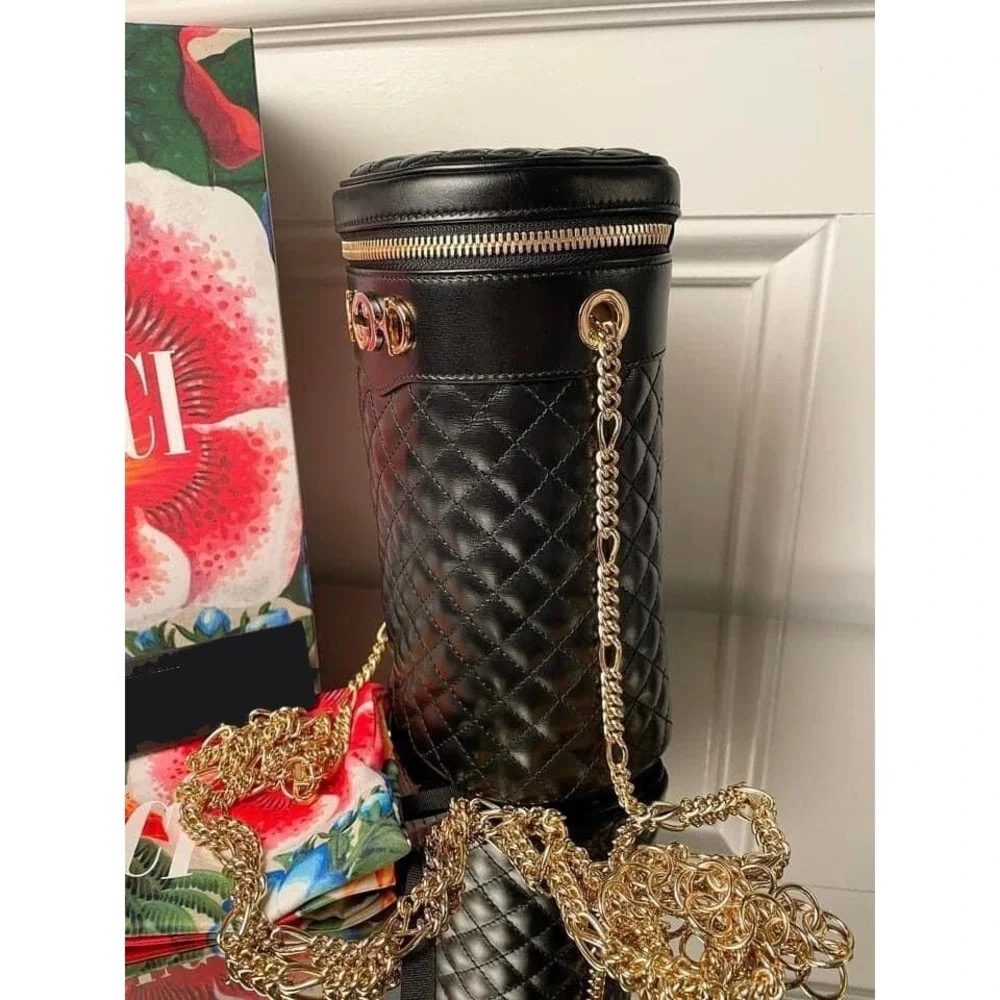 GUCCI Trapuntta Leather Belt Crossbody Bag Black 572298 gold-stone chain‎ strap